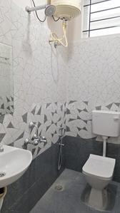 Image of 800 Sq.ft 2 BHK Builder Floor for rent in Arakere, Bengaluru for Rs. 25000
