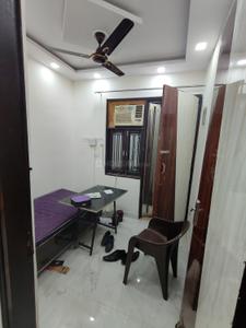 Bedroom Image of 400 Sq.ft 2 BHK Builder Floor for rent in Sector 17 Rohini New Delhi for Rs. 19000