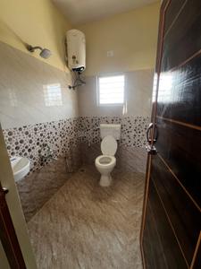 Bathroom Image of 700 Sq.ft 2 BHK Independent House for rent in K R Puram Bengaluru for Rs. 19000