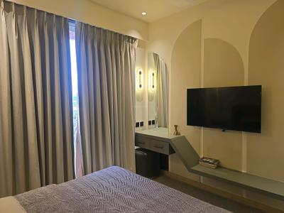 Bedroom Image of 1900 Sq.ft 4 BHK Apartment / Flat for sale in Vile Parle East Mumbai for Rs. 70000000