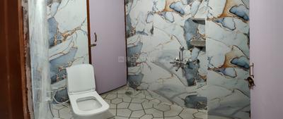 Bathroom Image of 1500 Sq.ft 3 BHK Independent House for rent in Arjunganj Lucknow for Rs. 13000