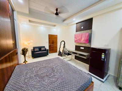 Bedroom Image of 900 Sq.ft 1 RK Apartment / Flat for rent in Sector 39 Gurgaon for Rs. 24000