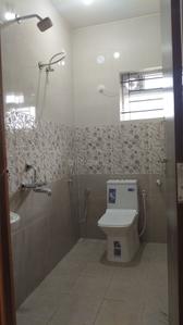 Bathroom Image of 700 Sq.ft 1 BHK Builder Floor for rent in Ejipura Bengaluru for Rs. 26000