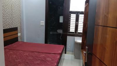 Bedroom Image of 1100 Sq.ft 3 BHK Apartment / Flat for rent in Razapur Khurd New Delhi for Rs. 26000