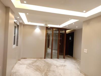 Bedroom Image of 2000 Sq.ft 3 BHK Builder Floor for rent in Sarvapriya Vihar New Delhi for Rs. 150000