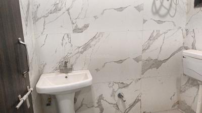 Image of 2000 Sq.ft 2 BHK Apartment / Flat for rent in Sultanpur, New Delhi for Rs. 26000
