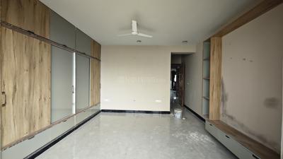 Bedroom Image of 3500 Sq.ft 3 BHK Builder Floor for rent in Sector 116 Noida for Rs. 75000