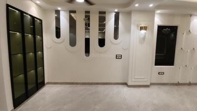 Living Room Image of 2200 Sq.ft 4 BHK Builder Floor for sale in Indirapuram Ghaziabad for Rs. 25000000