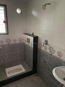 Bathroom Image of 1140 Sq.ft 2 BHK Apartment / Flat for rent in Mahantesh Nagar Belagavi for Rs. 15000