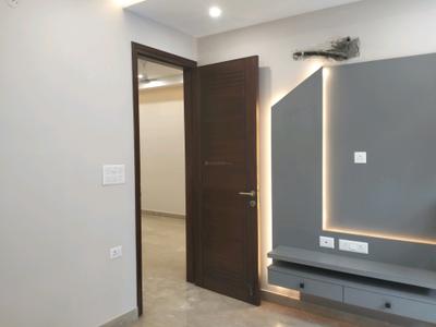 Bedroom Image of 1125 Sq.ft 3 BHK Builder Floor for sale in KG-III New Delhi for Rs. 22500000