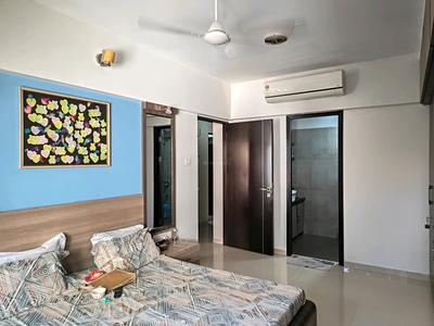 Bedroom Image of 750 Sq.ft 2 BHK Apartment / Flat for sale in Santacruz West Mumbai for Rs. 41000000