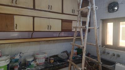 Kitchen Image of 1500 Sq.ft 3 BHK Apartment / Flat for rent in Metroview Apartment, Sector 13 Dwarka New Delhi for Rs. 37000