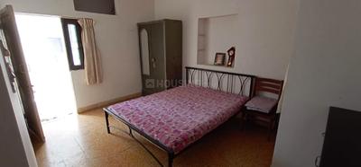 Bedroom Image of 700 Sq.ft 1 BHK Builder Floor for rent in Naranpura Ahmedabad for Rs. 19000