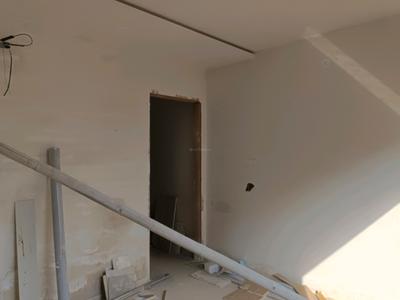 Bedroom Image of 1450 Sq.ft 4 BHK Builder Floor for sale in Rohini Sector 28 New Delhi for Rs. 15000000