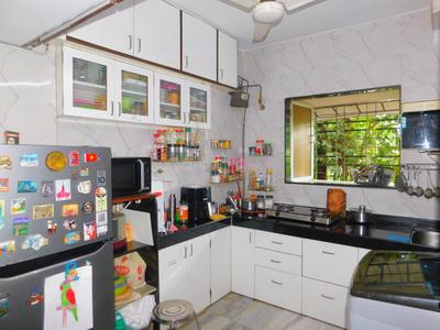 Kitchen Image of 800 Sq.ft 2 BHK Apartment / Flat for sale in Borivali West Mumbai for Rs. 19500000