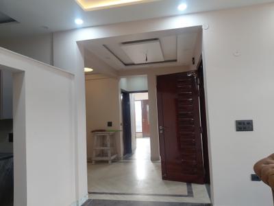 Living Room Image of 3100 Sq.ft 3 BHK Builder Floor for rent in Sector 46 Noida for Rs. 70000