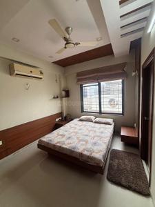 Bedroom Image of 1700 Sq.ft 3 BHK Apartment / Flat for sale in Shaligram Flora, Thaltej Ahmedabad for Rs. 19500000