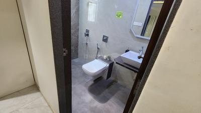 Image of 950 Sq.ft 2 BHK Apartment / Flat for sale in UK lona, Andheri East, Mumbai for Rs. 13400000