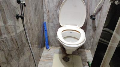 Bathroom Image of 650 Sq.ft 1 BHK Apartment / Flat for sale in Seawoods Navi Mumbai for Rs. 7800000
