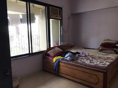 Bedroom Image of 700 Sq.ft 2 BHK Apartment / Flat for rent in Vile Parle East Mumbai for Rs. 95000