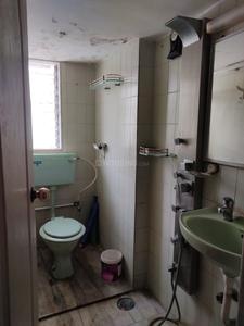 Bathroom Image of girl in Prabhadevi, Mumbai