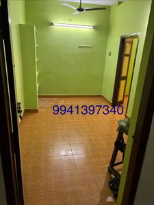 Bedroom Image of 430 Sq.ft 1 BHK Apartment / Flat for rent in Chromepet Chennai for Rs. 12000