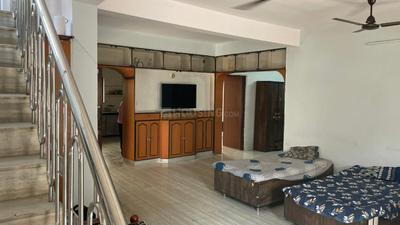 Hall Image of Maruti Luxury Boys &amp; Girls PG in Varachha, Surat