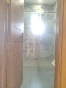 Common Bathroom Image of 2970 Sq.ft 4 BHK Builder Floor for sale in Sector 49 Faridabad for Rs. 25000000