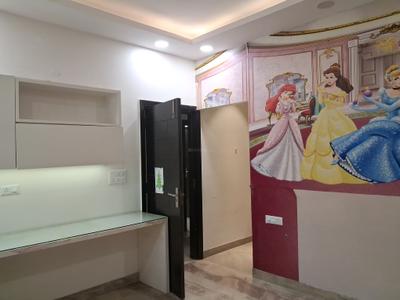 Bedroom Image of 2700 Sq.ft 4 BHK Builder Floor for sale in Paschim Vihar New Delhi for Rs. 60000000