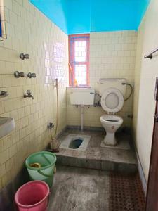 Bathroom Image of 1440 Sq.ft 6 BHK Independent House for sale in Behala Kolkata for Rs. 9500000