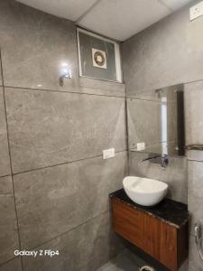 Image of 1200 Sq.ft 2 BHK Apartment / Flat for rent in Aviral Greens, Krishna Nagar, Dehradun for Rs. 25000