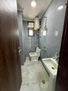 Bathroom Image of 720 Sq.ft 2 BHK Builder Floor for rent in Chhattarpur New Delhi for Rs. 30000