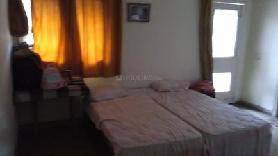 Bedroom Image of 1350 Sq.ft 2 BHK Apartment / Flat for rent in Sector 29 Noida for Rs. 40000