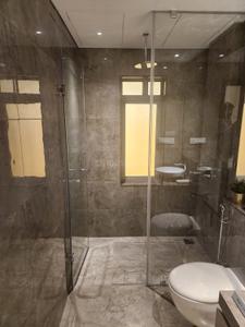 Bathroom Image of 1400 Sq.ft 3 BHK Apartment / Flat for sale in Andheri West Mumbai for Rs. 67500000