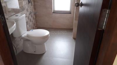 Bathroom Image of 690 Sq.ft 2 BHK Apartment / Flat for sale in Refab Onyx Apartment Kunfayakun CHSL Building, Malad East Mumbai for Rs. 18500000