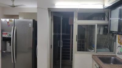 Kitchen Image of 1850 Sq.ft 3 BHK Apartment / Flat for rent in Adani The Meadows, Shantigram Ahmedabad for Rs. 45000