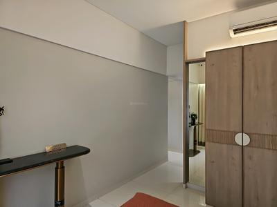 Bedroom Image of 3200 Sq.ft 4.5 BHK Apartment / Flat for sale in Gera Greens Ville Sky Villas, Kharadi Pune for Rs. 43000000