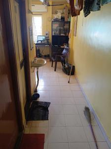 Hall Image of 350 Sq.ft 1 RK Apartment / Flat for rent in Narayan Peth Pune for Rs. 16000
