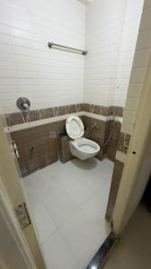 Image of 1215 Sq.ft 2 BHK Apartment / Flat for rent in Lotus Aditya Elite, Zundal, Ahmedabad for Rs. 24500