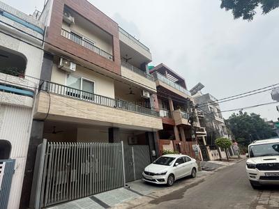 Image of 1500 Sq.ft 2 BHK Builder Floor for rent in Indira Nagar, Lucknow for Rs. 21500