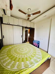 Bedroom Image of 1025 Sq.ft 2 BHK Apartment / Flat for rent in Gulshan Botnia, Sector 144 Noida for Rs. 45000