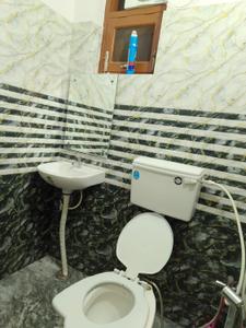 Image of 1600 Sq.ft 2 BHK Apartment / Flat for rent in Gomti Nagar, Lucknow for Rs. 26000