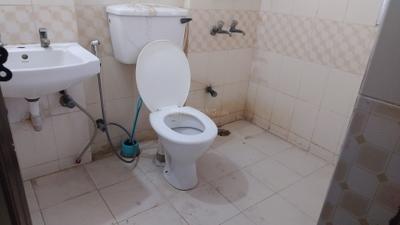 Image of 2200 Sq.ft 3 BHK Apartment / Flat for rent in Sector 18 Dwarka, New Delhi for Rs. 41000