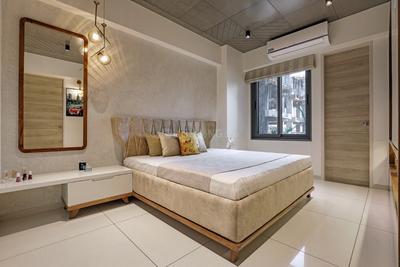 Bedroom Image of 1250 Sq.ft 3 BHK Apartment / Flat for sale in Shreenath Shaligram, Atladara Vadodara for Rs. 5300000