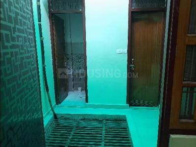 Bedroom Image of 1100 Sq.ft 2 BHK Apartment / Flat for rent in Rajajipuram Lucknow for Rs. 6500