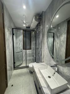 Bathroom Image of 3600 Sq.ft 4.5 BHK Penthouse for sale in Green Park New Delhi for Rs. 180000000