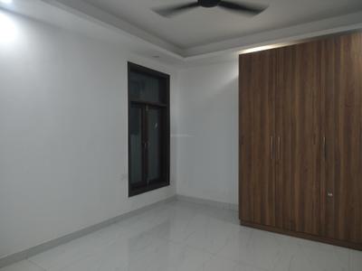Bedroom Image of 1500 Sq.ft 3 BHK Apartment / Flat for rent in Freedom Fighters Enclave New Delhi for Rs. 35000