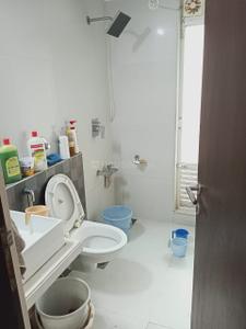 Bathroom Image of 1500 Sq.ft 3 BHK Apartment / Flat for sale in Dosti Imperia, Thane West Thane for Rs. 25000000