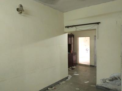 Living Room Image of 1150 Sq.ft 3 BHK Apartment / Flat for sale in GH 14 DDA MIG, Paschim Vihar New Delhi for Rs. 12000000
