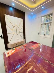 Bedroom Image of 2850 Sq.ft 3 BHK Apartment / Flat for rent in Uttam Nagar New Delhi for Rs. 24999